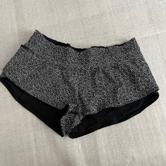 [6/8]Lululemon Surf Short II Reversible - Picture 4 of 6
